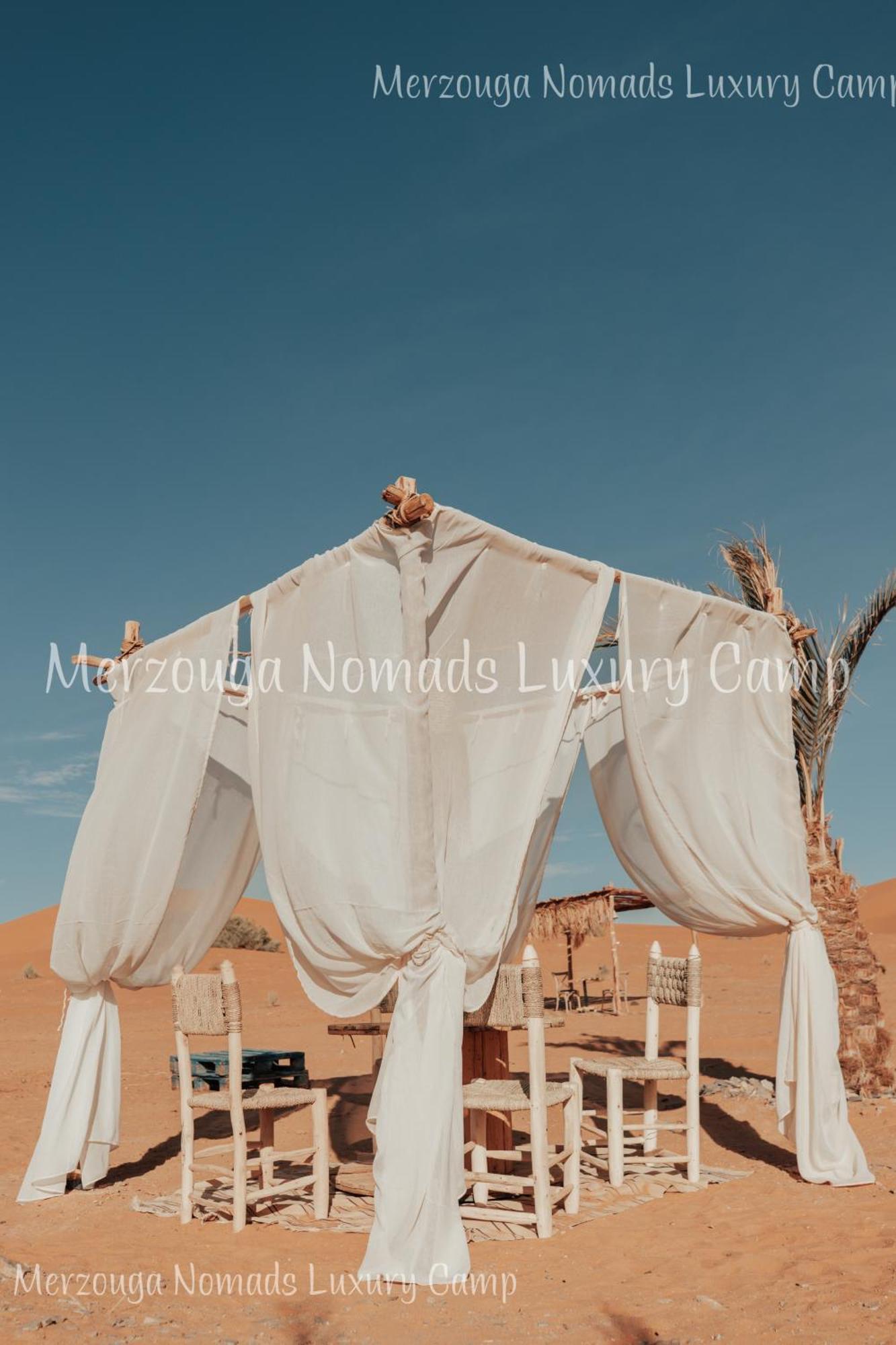 Merzouga Nomads Luxury Camp Экстерьер фото