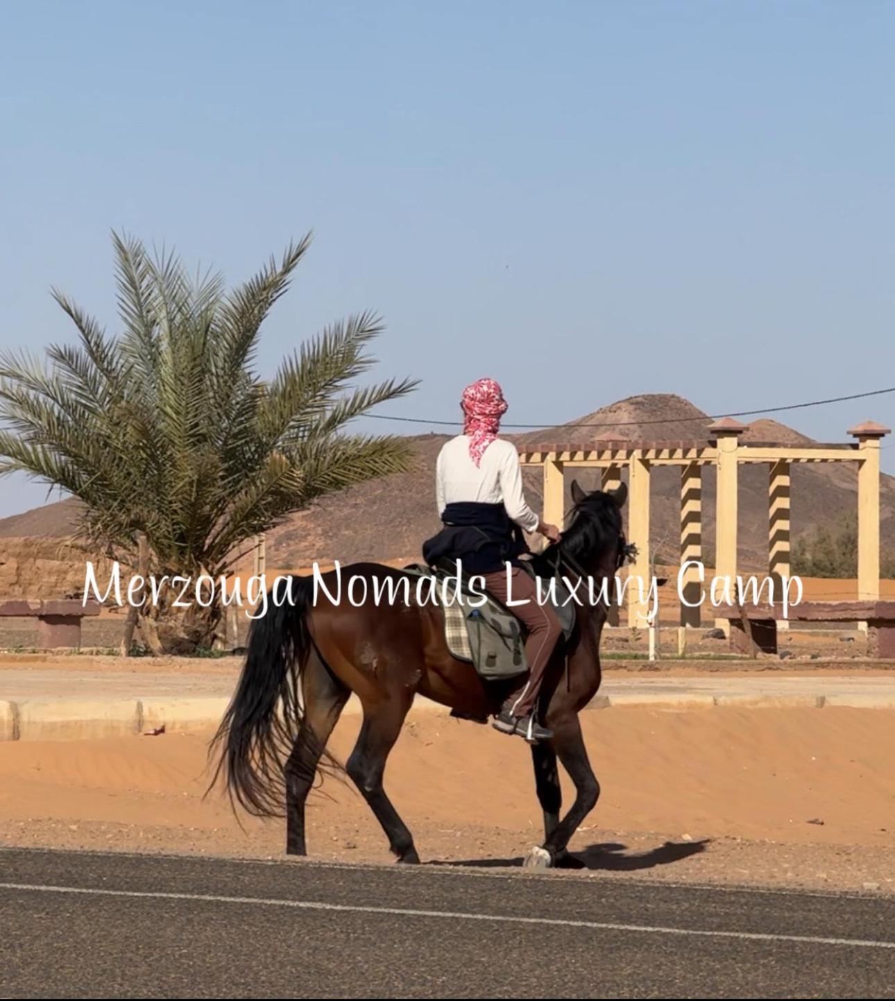 Merzouga Nomads Luxury Camp Экстерьер фото