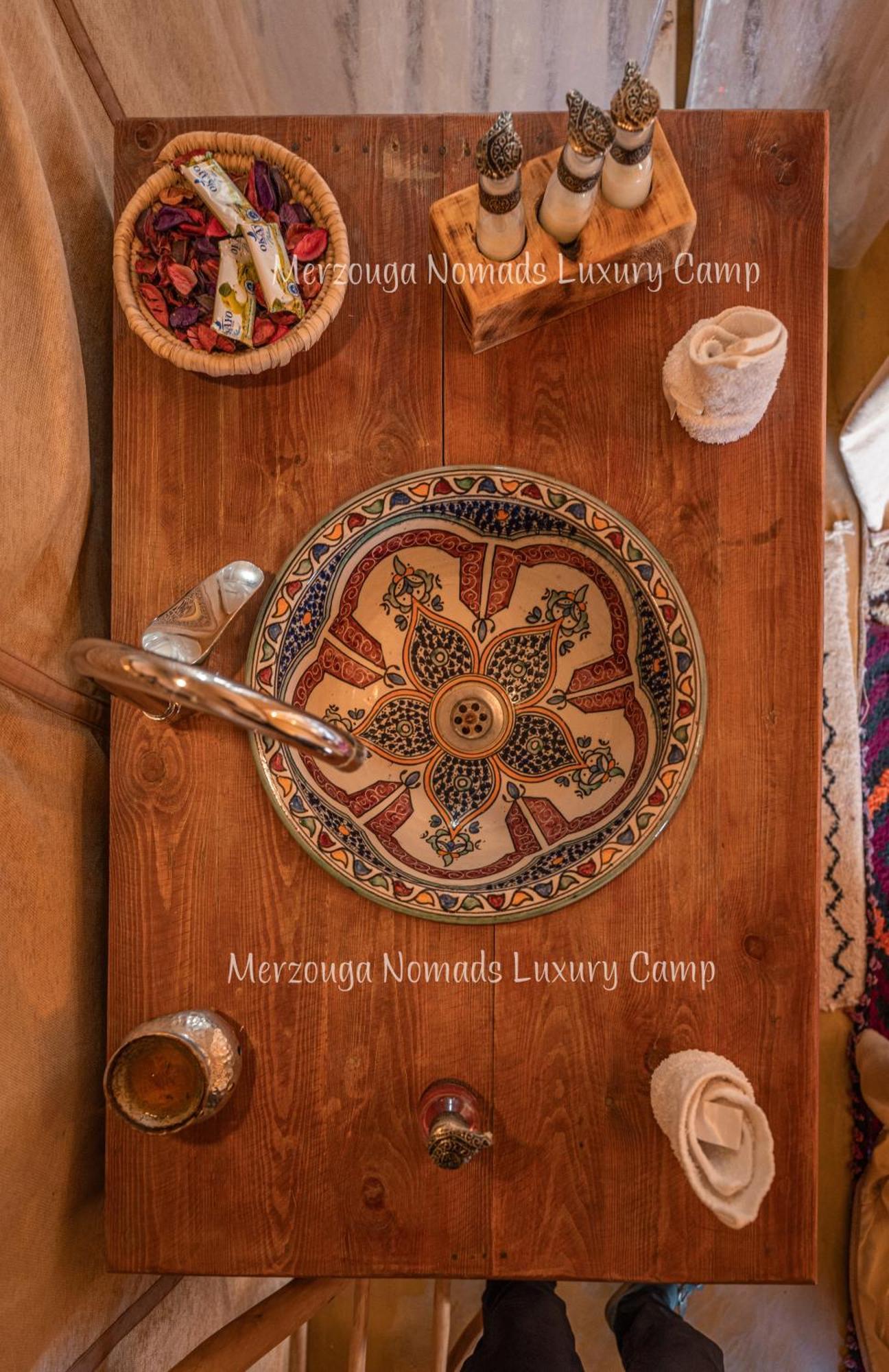 Merzouga Nomads Luxury Camp Экстерьер фото