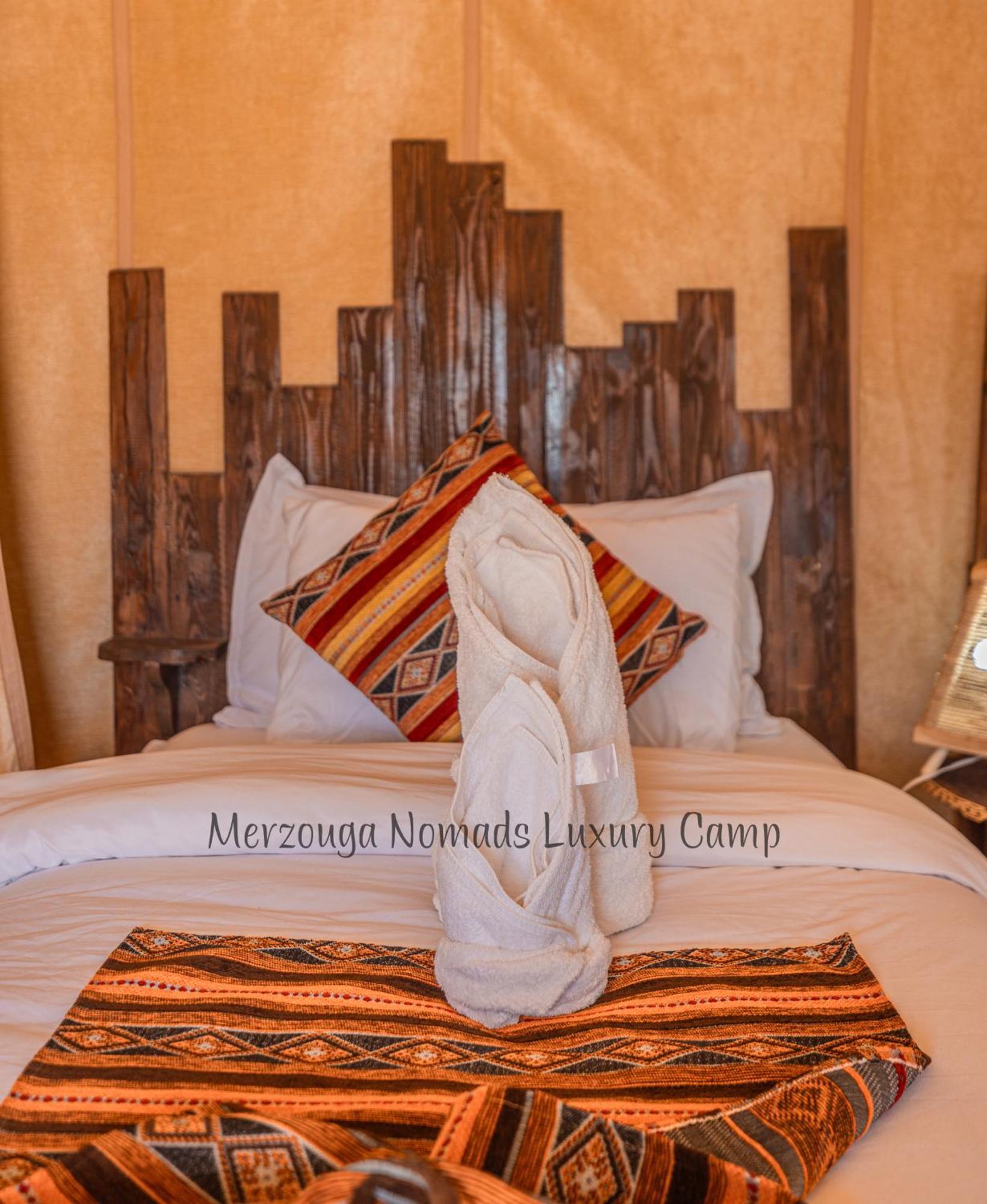 Merzouga Nomads Luxury Camp Экстерьер фото
